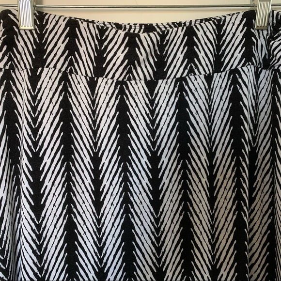 Liz Claiborne Maxi-Skirt * Med Petite - Picture 3 of 8
